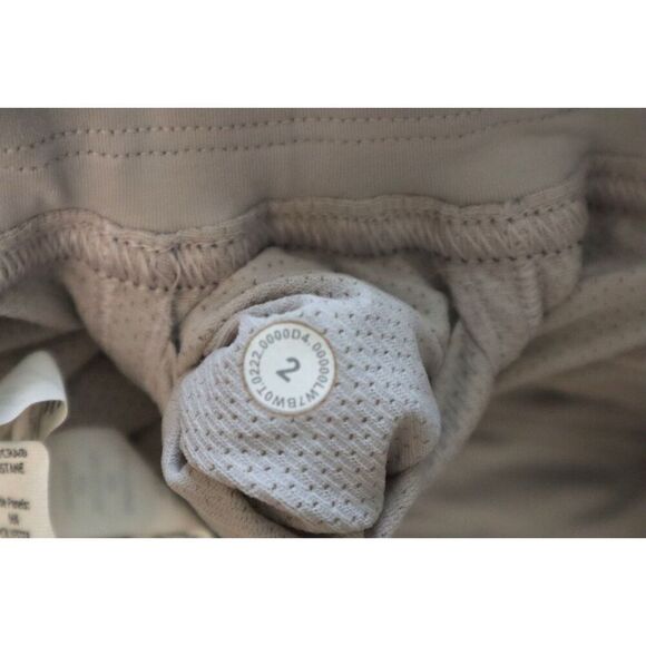 Lululemon W7BW0T Women's Sz 2 Multicolor Hotty Hot High-Rise 4" Lined Shorts *SE - Picture 9 of 14